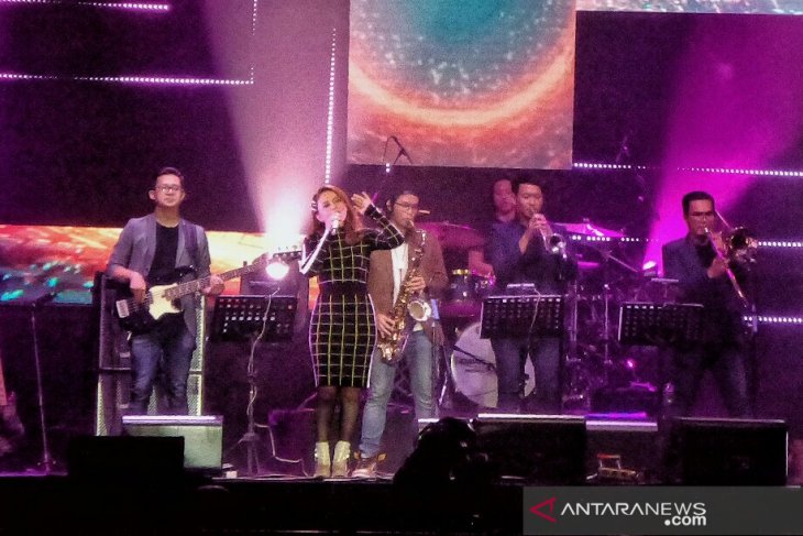 Rossa saat tampil di Yamaha Music Project Java Jazz Festival 2019, Jiexpo Kemayoran, Jakarta, Sabtu, 2 Maret 2019. (Foto: antara)