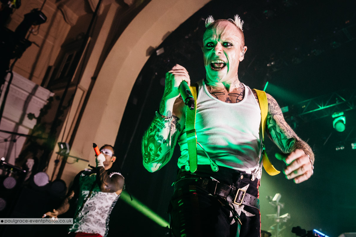 Keith Flint, vokalis The Prodigy, tewas bunuh diri.