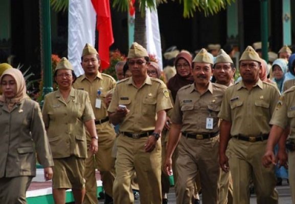 Sebelum pemilu gaji PNS akan dinaikkan. (Foto: dok/antara)