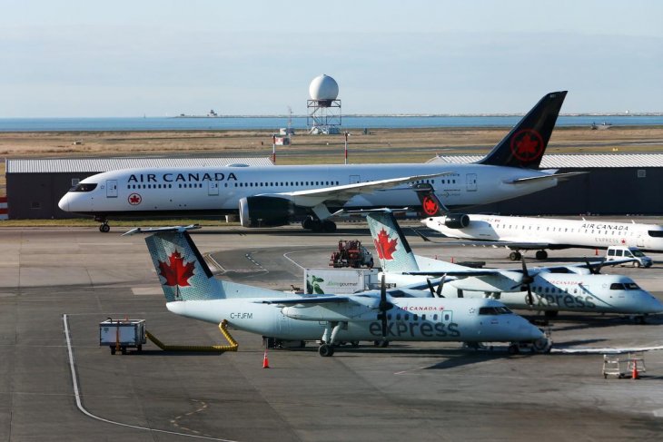 Pesawat-pesawat Air Canada di Bandara Vancouver, British Columbia, Kanada. (Foto: Reuters/Antara)