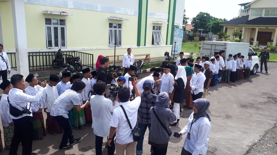 Cawapres nomor urut 01 KH Ma`ruf  Amin saat di Pesantren Tanara Banten. (Foto: istimewa)