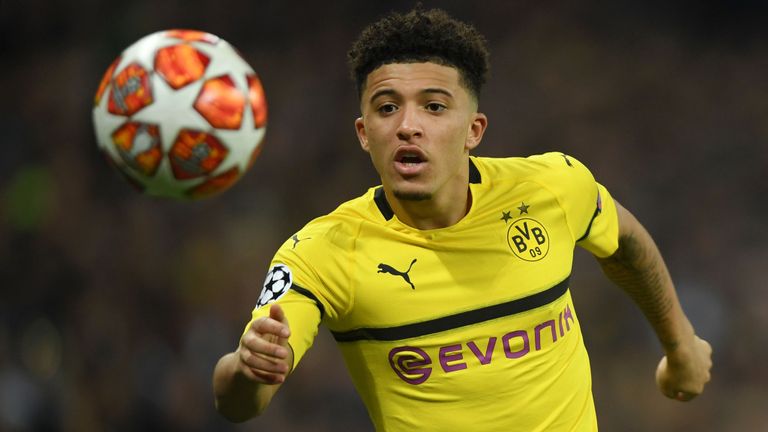 Jadon Sancho saat memperkuat Borussia Dortmund dalam Laga Liga Champions Eropa.