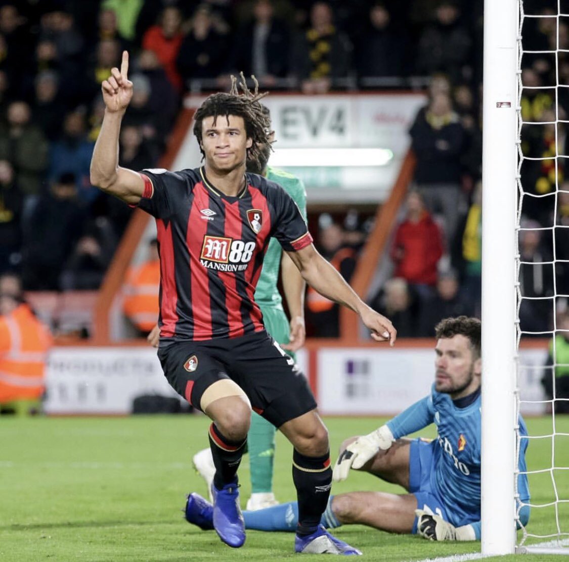 Nathan Ake saat memperkuat Bournemouth 