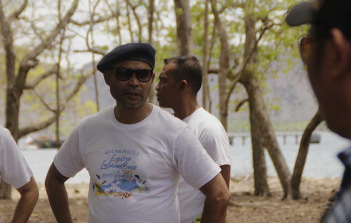 Gubernur NTT Viktor B Laiskodat ketika meninjau Pulau Komodo pada Oktober2018. (Foto: Antara/ Kornelis Kaha)