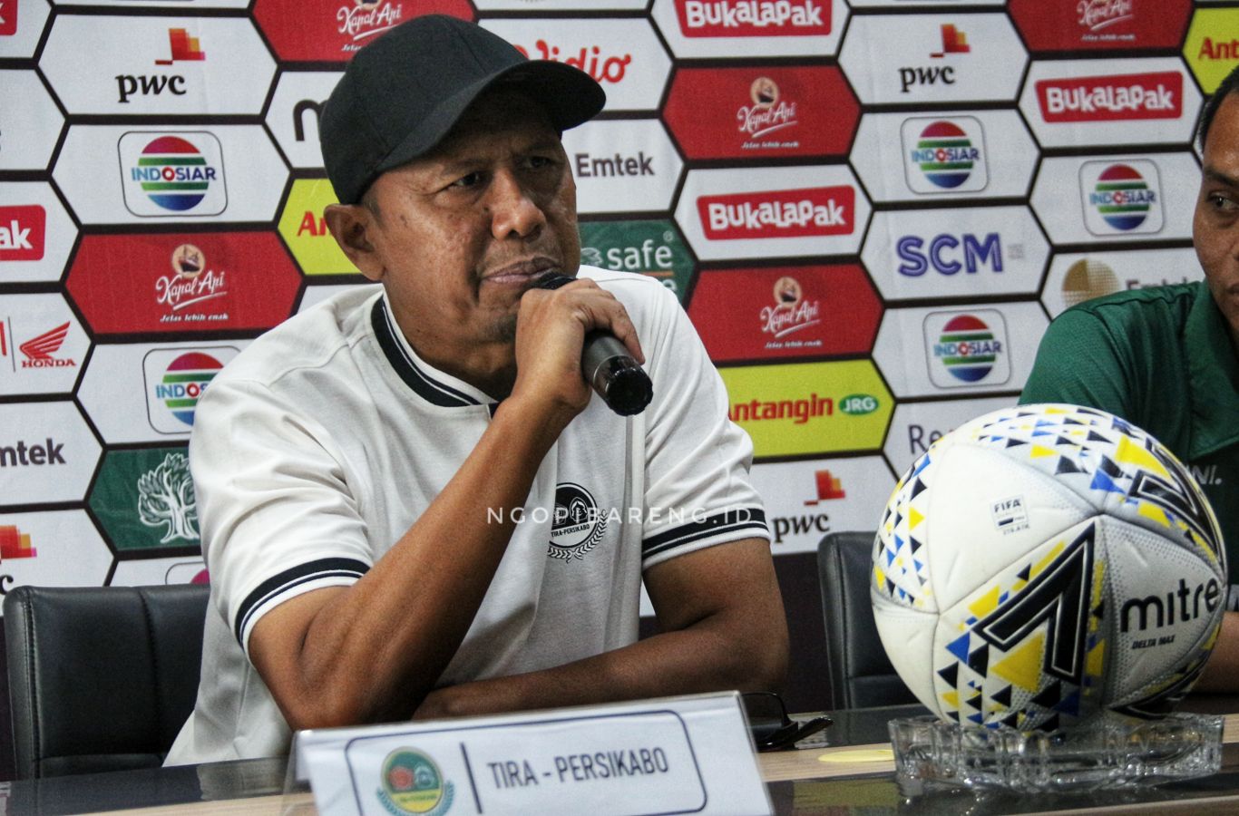 Pelatih PS TIRA Persikabo, Rahmad Dharmawan. (Foto: Haris/ngopibareng.id)