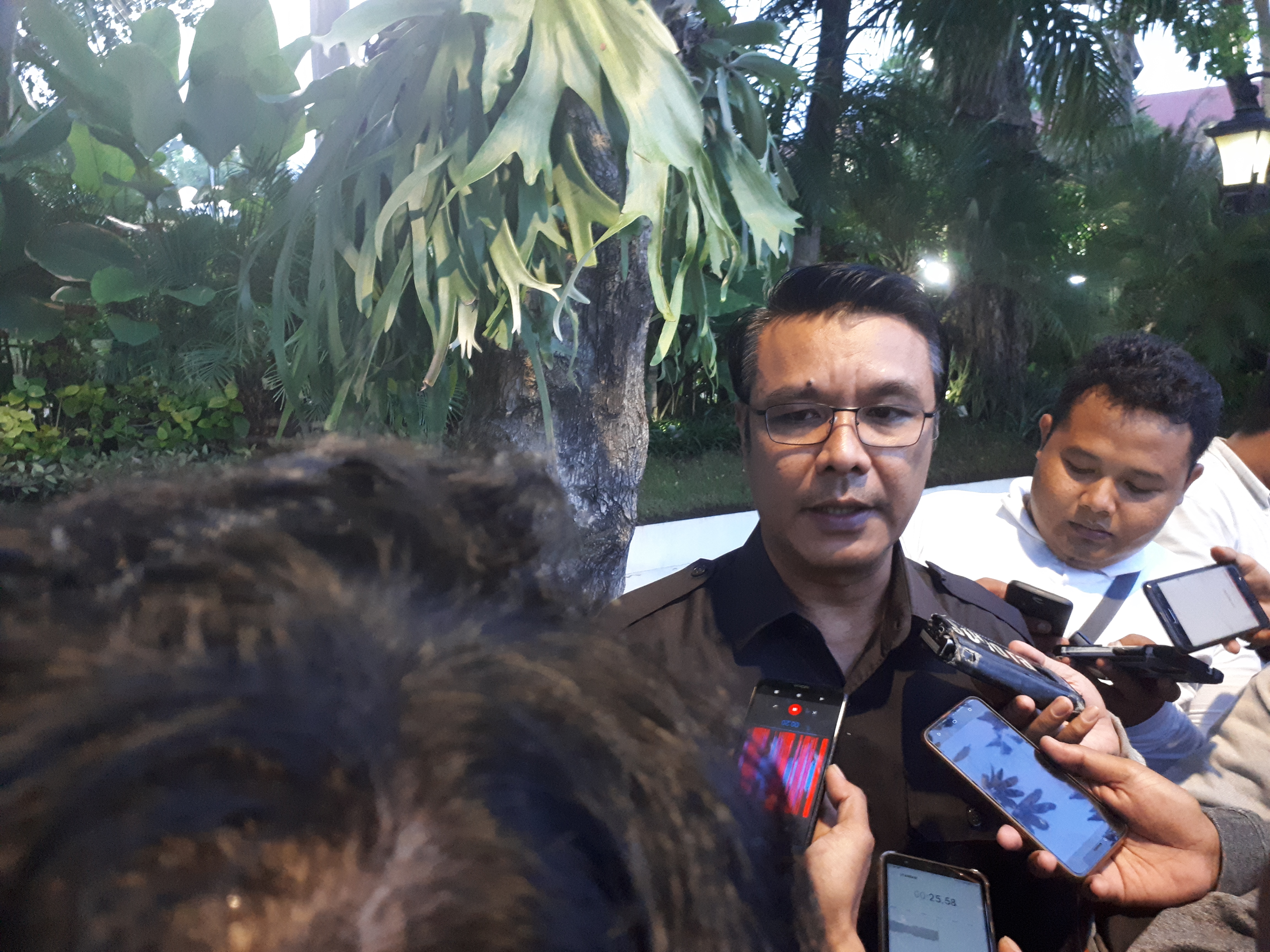 Kabag Humas Pemkot Surabaya, Muhammad Fikser saat memberikan keterangan beberapa waktu lalu. (Foto: Alief/ngopibareng.id)