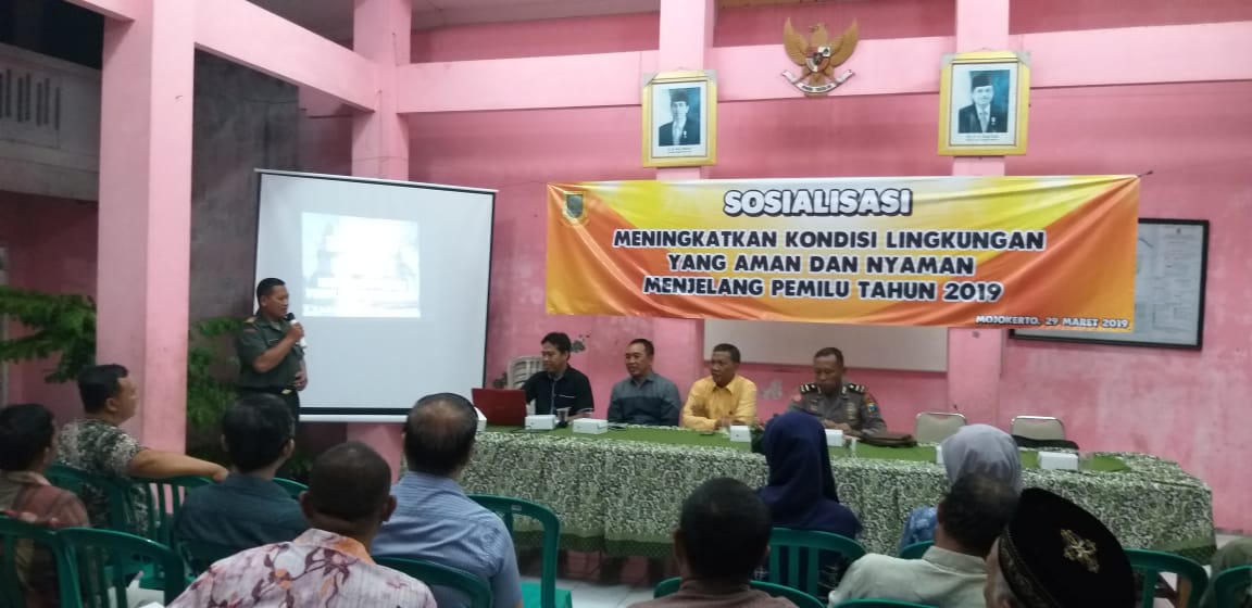 Danramil 0815/19 Magersari Kapten Inf Desto Jumeno Saat Sosialisasi Keamanan Lingkungan