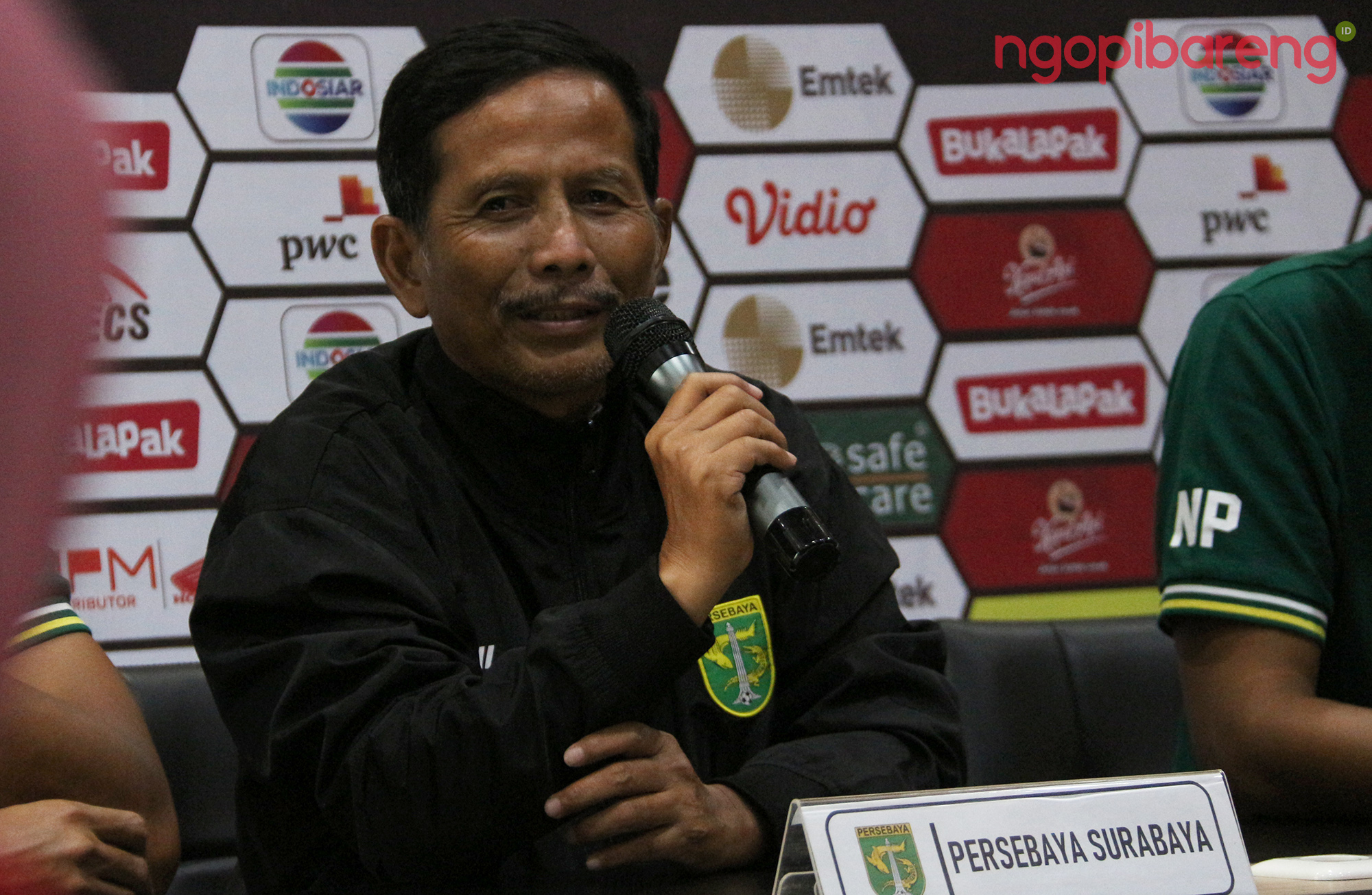 Pelatih Persebaya, Djajang Nurdjaman. (foto: Haris/ngopibareng.id)