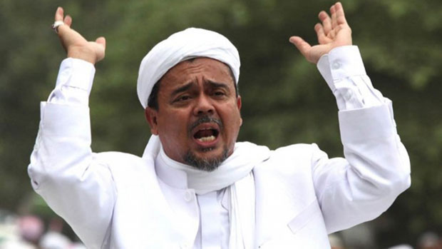 Soal keislaman Prabowo, Habib Rizieq menuding Yusril melakukan kampanye hitam.