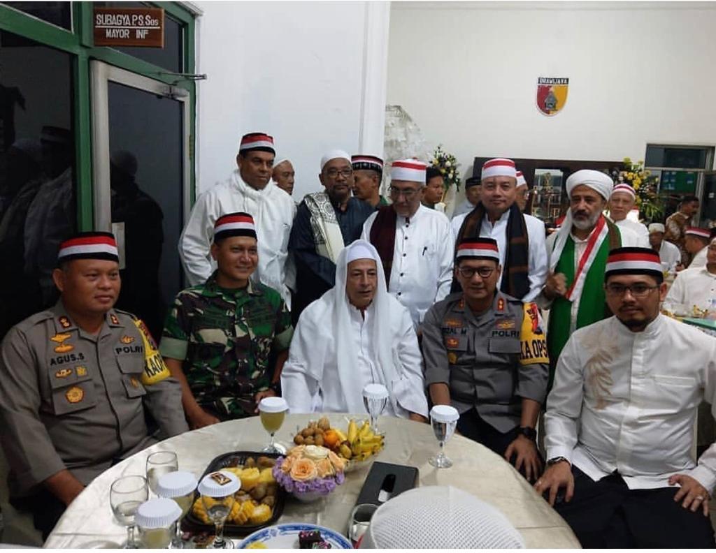 Rais ‘Aam Idarah Aliyah Jam’iyyah Ahlith Thariqah Al Mu’tabarah An Nahdliyyah (JATMAN) Habib Luthfi bin Yahya. (Foto: jatman for ngopibareng.id) 