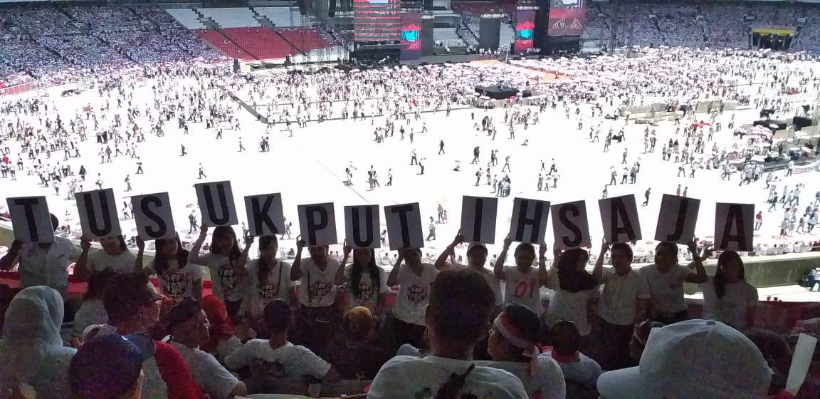 Suasana kampanye akbar Jokowi-Amin terakhir di Gelora Bung Karno. (Foto: Arif Afandi/ngopibareng.id) 