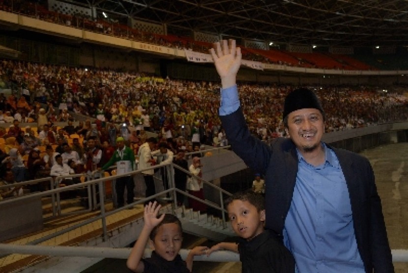 Mubaligh muda terkenal KH Yusuf Mansyur. (Foto: rif/ngopibareng.id) 