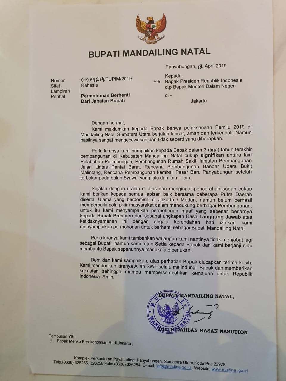 Surat pengunduran diri Bupati Mandailing Natal (Madina) Dahlan Hasan Nasution, yang viral di media sosial.