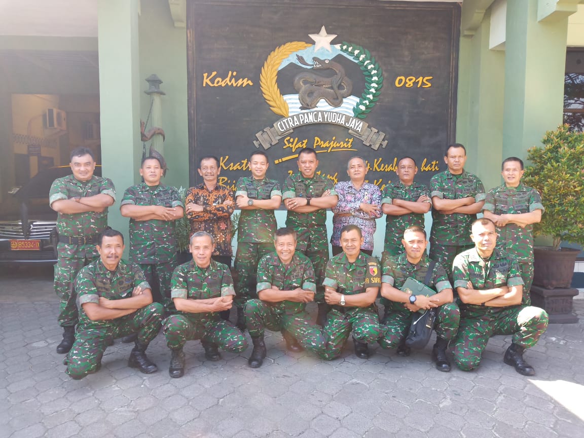 Dandim 0815 Saat Menerima Tim Wasev Bakti TNI Sterad