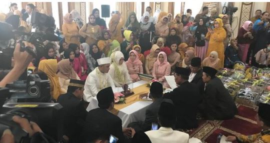 Sah! Muzdalifah resmi menyandang status nyonya Fadel Islami.