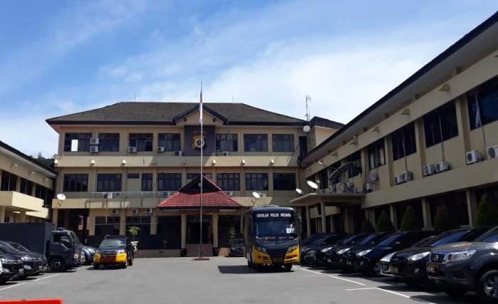 Mapolda Maluku, menerima laporan kematian mencurigakan pengawas TPS Khairuddin Kwairumaratu. (Foto;Dok. Antara)