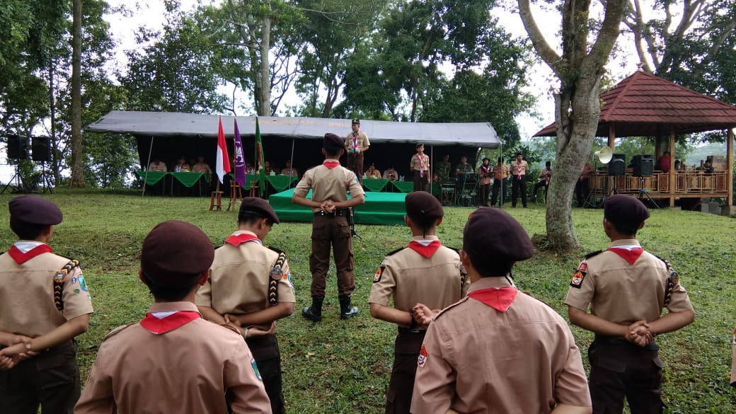 Suasana Upacara Pembukaan Persami Saka Wira Kartika Di UTC Trawas (Dokpri)