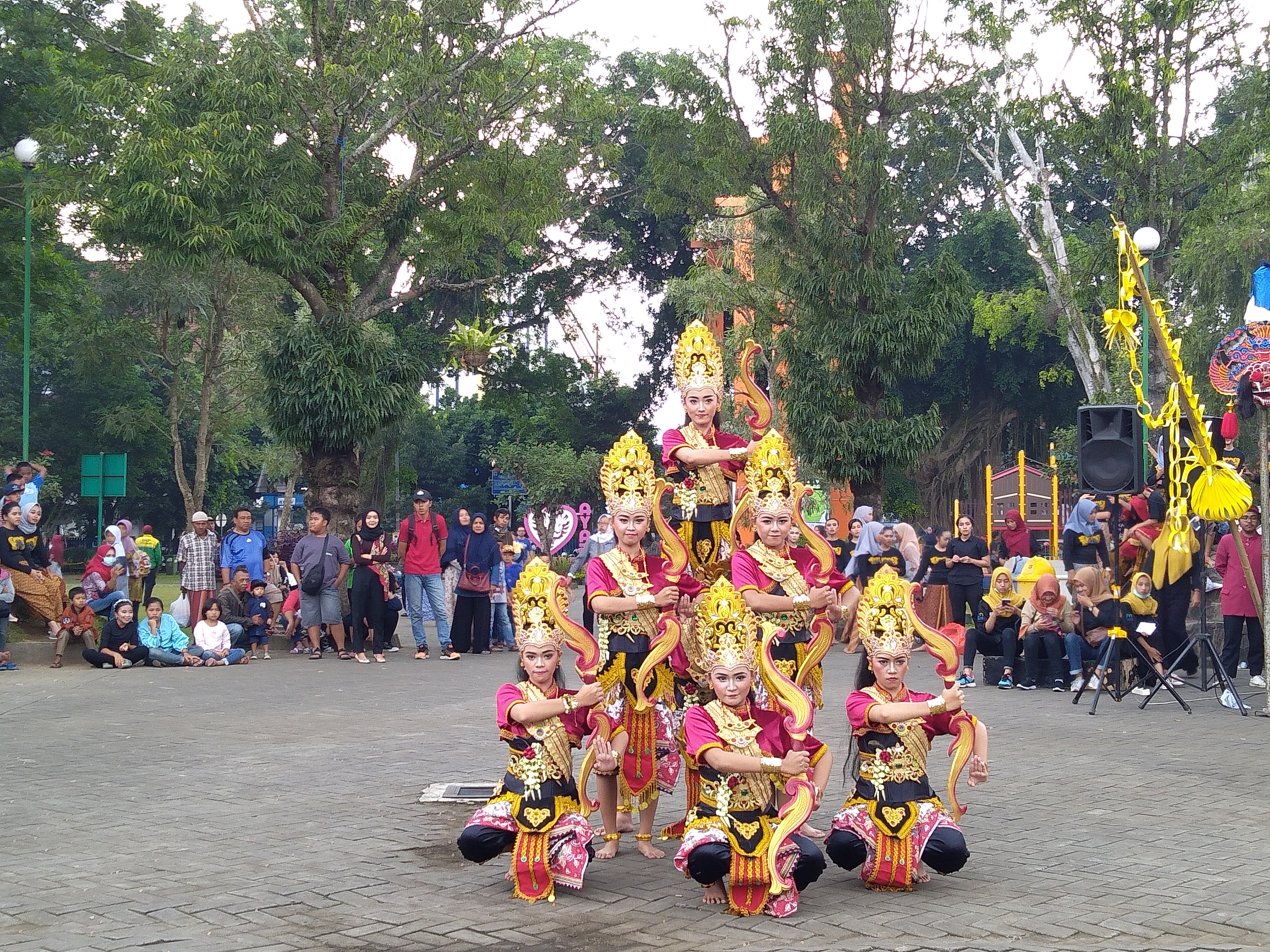 Tari Srikandi (Foto: Fajar/Ngopibareng.id)