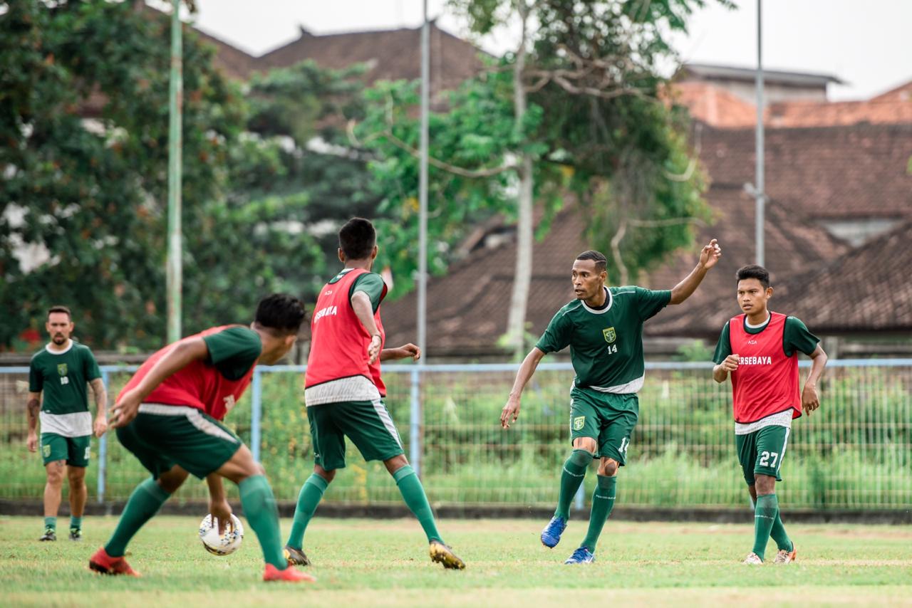 Suasana pemusatan latihan tim Persebaya di Bali. (Foto: Istimewa)