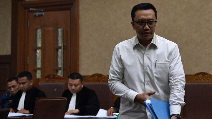 Menteri Pemuda dan Olahraga Imam Nahrawi saat jalani proses pengadilan. (Foto: antara)