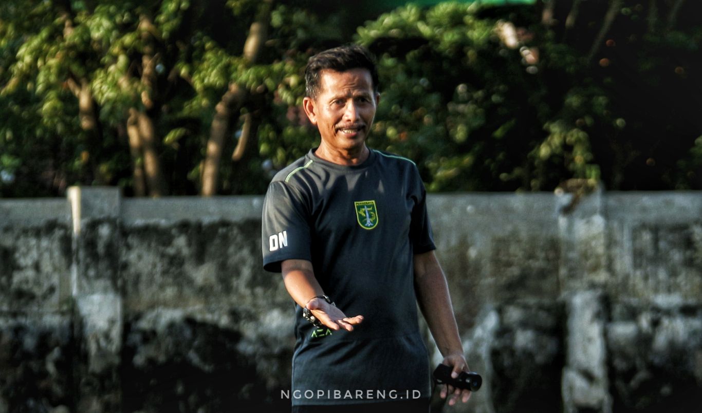 Pelatih Persebaya Djajang Nurdjaman. (Foto: Haris/ngopibareng.id)