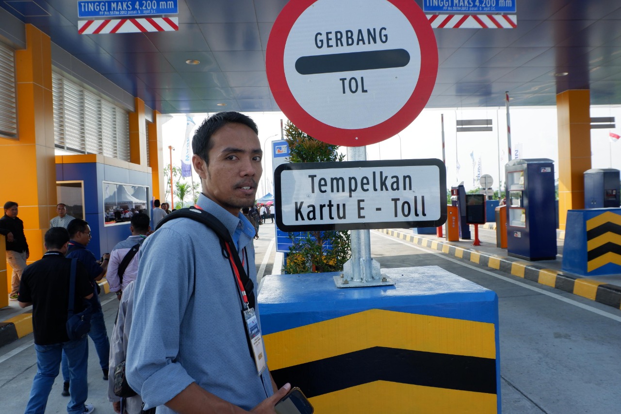 Gerbang Tol Probolinggo Timur di Desa Clarak, Kecamatan Leces, Kabupaten Probolinggo. (Foto: Ikhsan/ngopibareng.id)