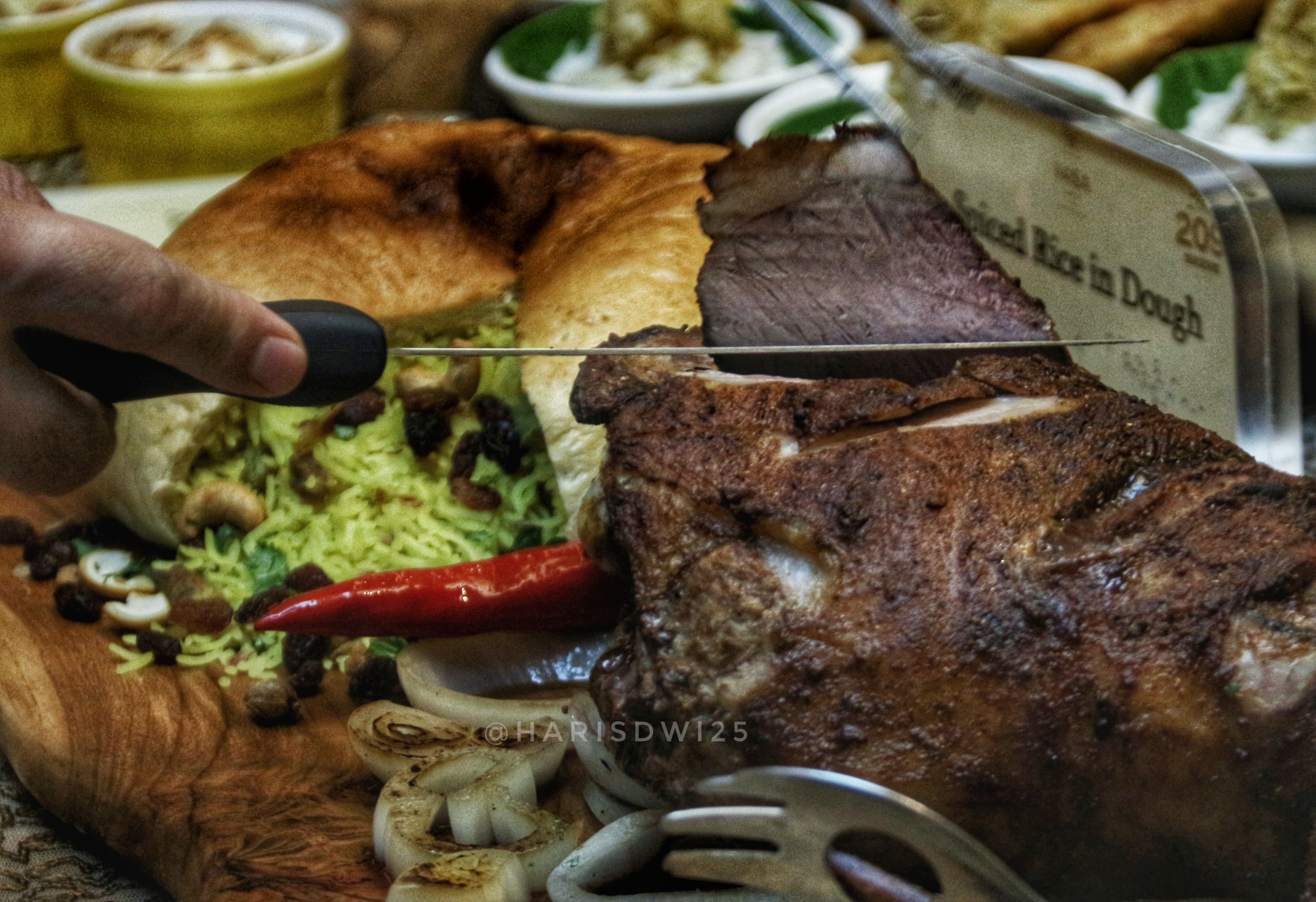 Ouzi Roasted Lamb khas Vasa Hotel Surabaya. (Foto: Haris/ngopibareng.id)