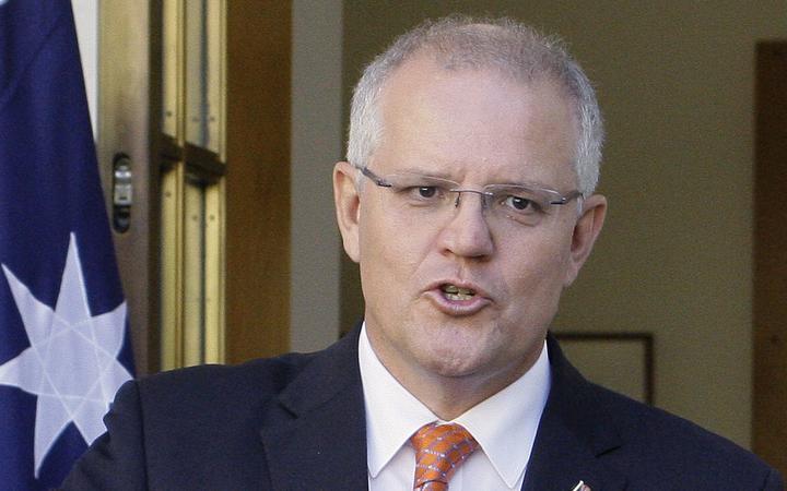 Scott Morrison dilempar telur tapi untungnya tidak pecah di kepala.