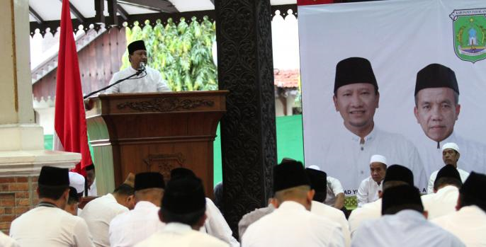 Pemerintah Kabupaten Pasuruan menggelar buka puasa bersama perdana.