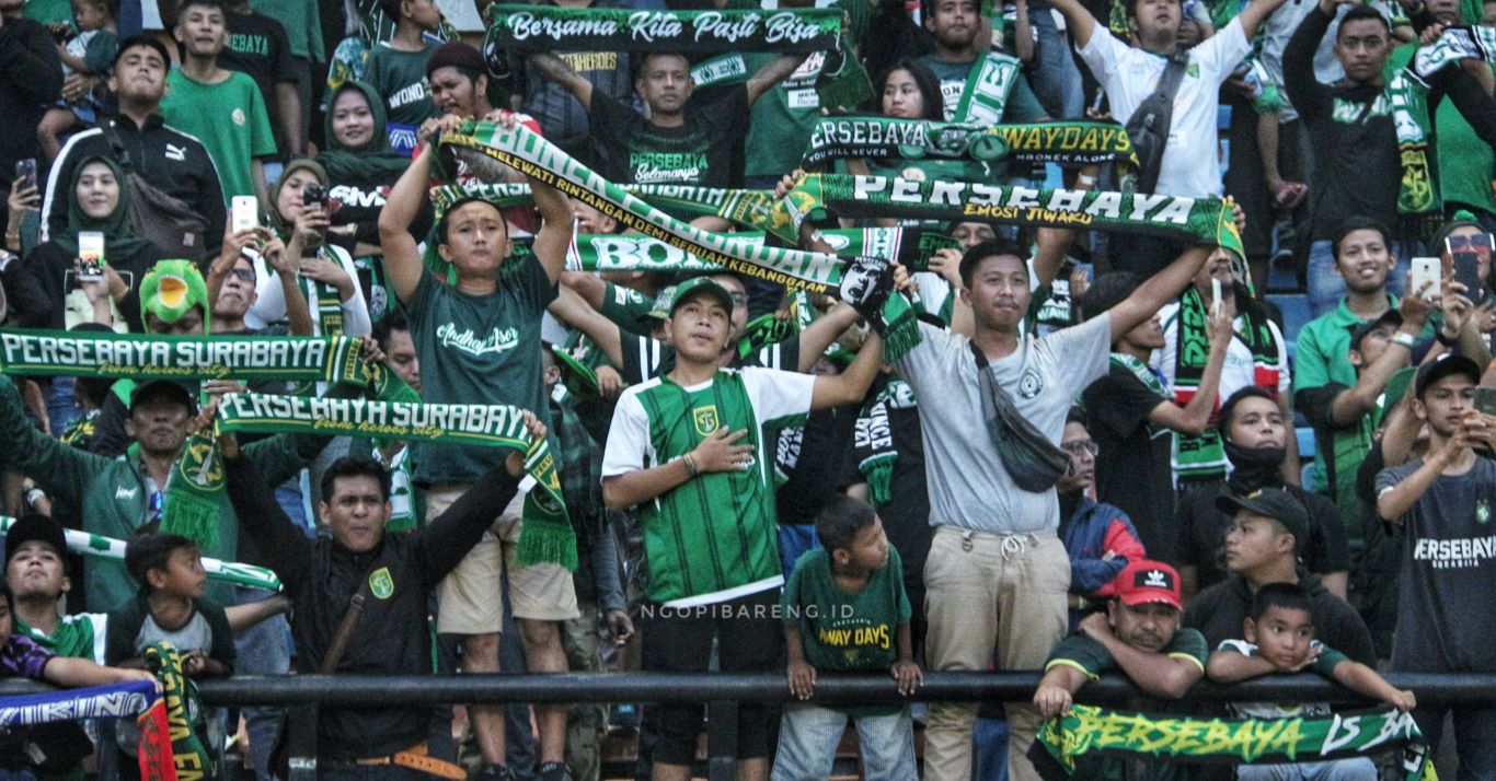 Suporter Persebaya, Bonek Mania. (Foto: Haris/ngopibareng.id)