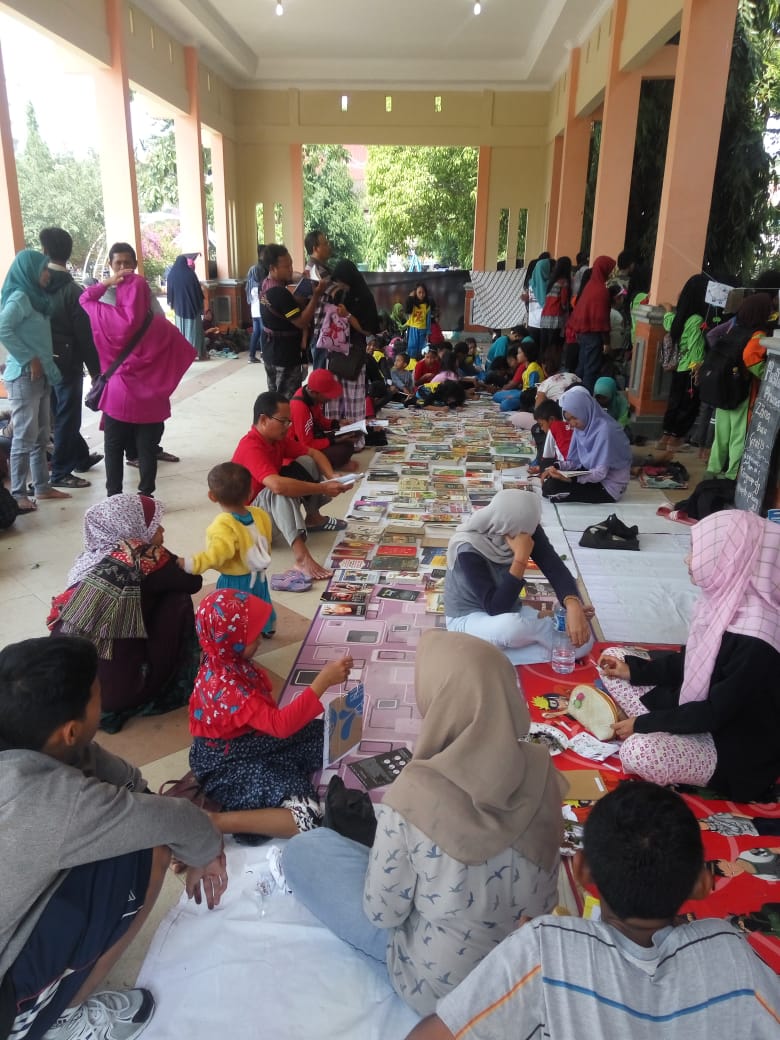 Lapak Pustaka Prana di Hari Minggu
