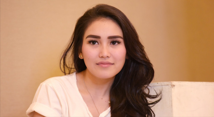 Foto endorse Ayu Ting Ting buru-buru dihapus setelah diprotes pemilik aslinya.