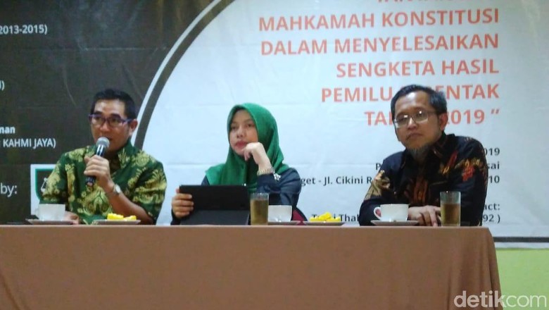 Mantan Ketua Mahkamah Konstitusi Hamdan Zoelva, (Foto: dok ngopibareng.id)