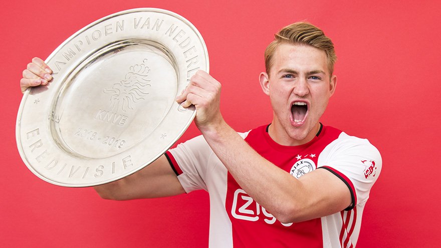 Bek tengah Ajax Amsterdam, Matthijs de Ligt. (Foto: Twitter/@AFCAjax)