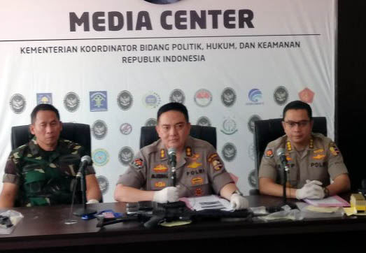 Kadiv Humas Mabes Polri Irjen Mohammad Iqbal mengadakan konferensi pers di Media Center Kemenko Polhukam, Jakarta, Senin, 27 Mei 2019. (Foto: Antara)