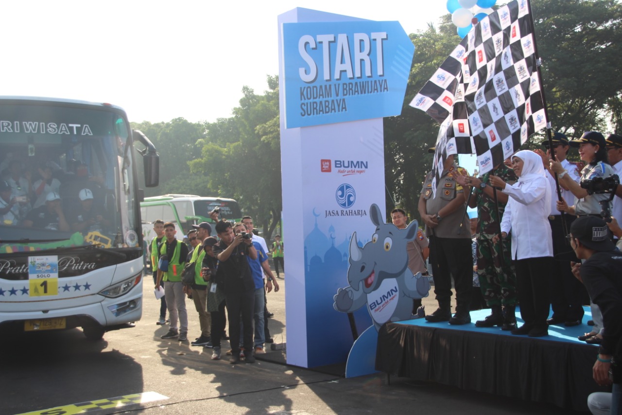 Acara pemberangkatan 2000 pemudik gratis dari Jasa Raharja di Surabaya. (Foto: Faiq/ngopibareng.id)