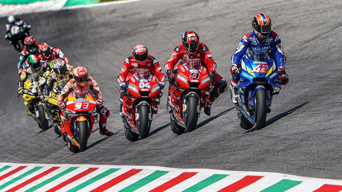 Alex Rins sempat berada di barisan terdepan sebelum akhirnya melorot dan finis di posisi keempat pada balapan di MotoGP Mugello Italia, Minggu 2 Juni 2019. (Foto: Twitter/@MotoGP)