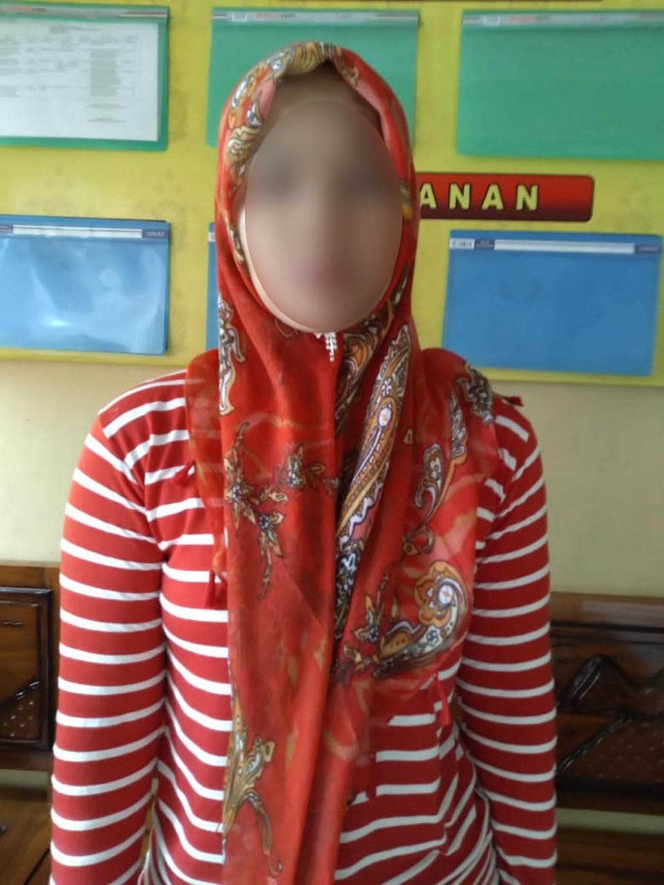 L istri Hori yang menjadi rebutan dua pria. (Foto: Istimewa)