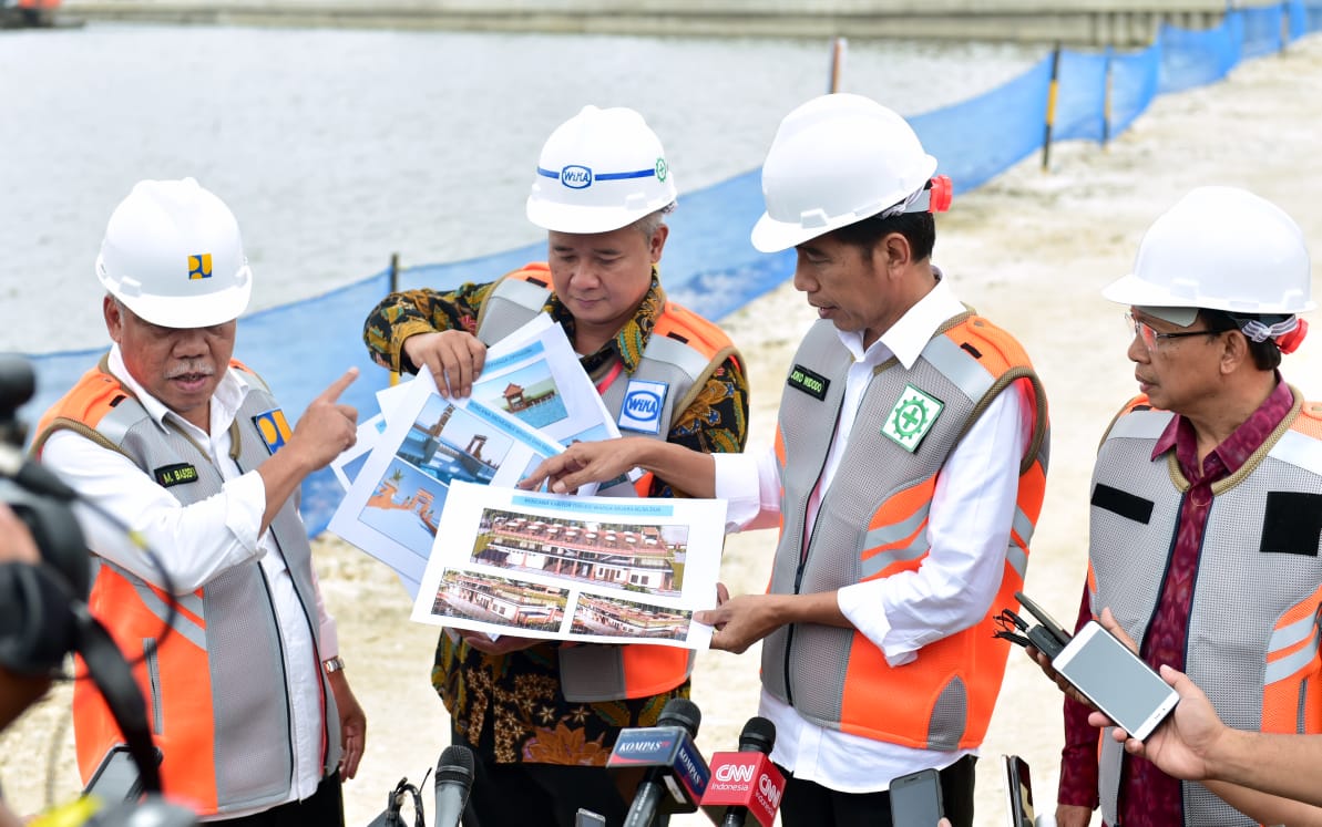 Presiden Jokowi bersama Mentri Pekerjaan Umum dan Petumahan Rakyat meninjau waduk di Nusa Dua Bali Jumat 14 Juni 2019.  (Foto: Biro Pers Setpres)