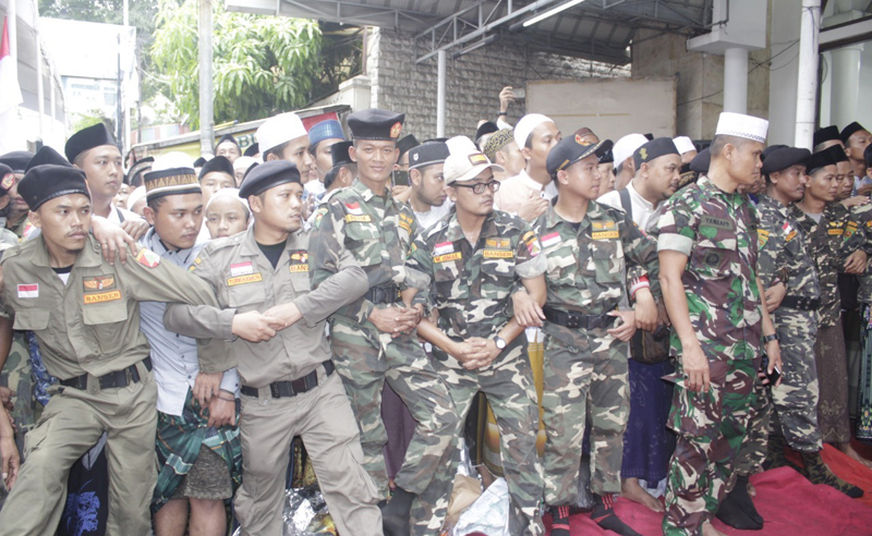 Barisan Ansor Serbaguna (Banser) sayap organisasi Gerakan Pemuda Ansor selalu tampil terdepan 