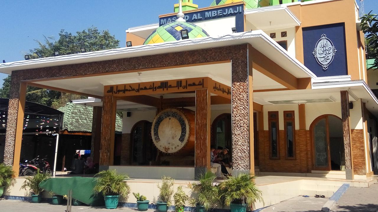 Masjid Al Mbejaji, Pondok Pesantren (ponpes) Ora Aji Tundan, Purwomartani, Kalasan, Sleman, Jawa Tengah.