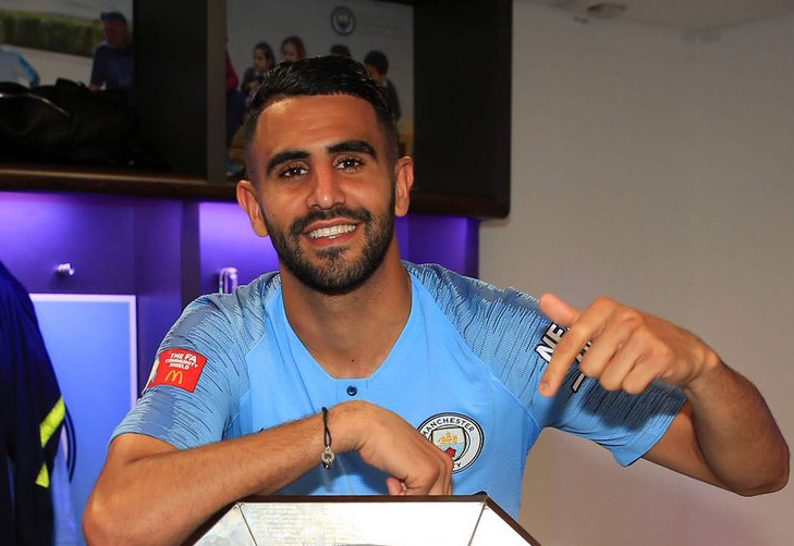 Riyad Mahrez menunggak gaji pengasuh anaknya selama 9 bulan. (Foto: Twitter/@Mahrez22) 