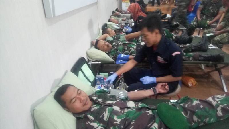 Suasana Donor Darah HUT Bhayangkara Di Mapolres Mojokerto