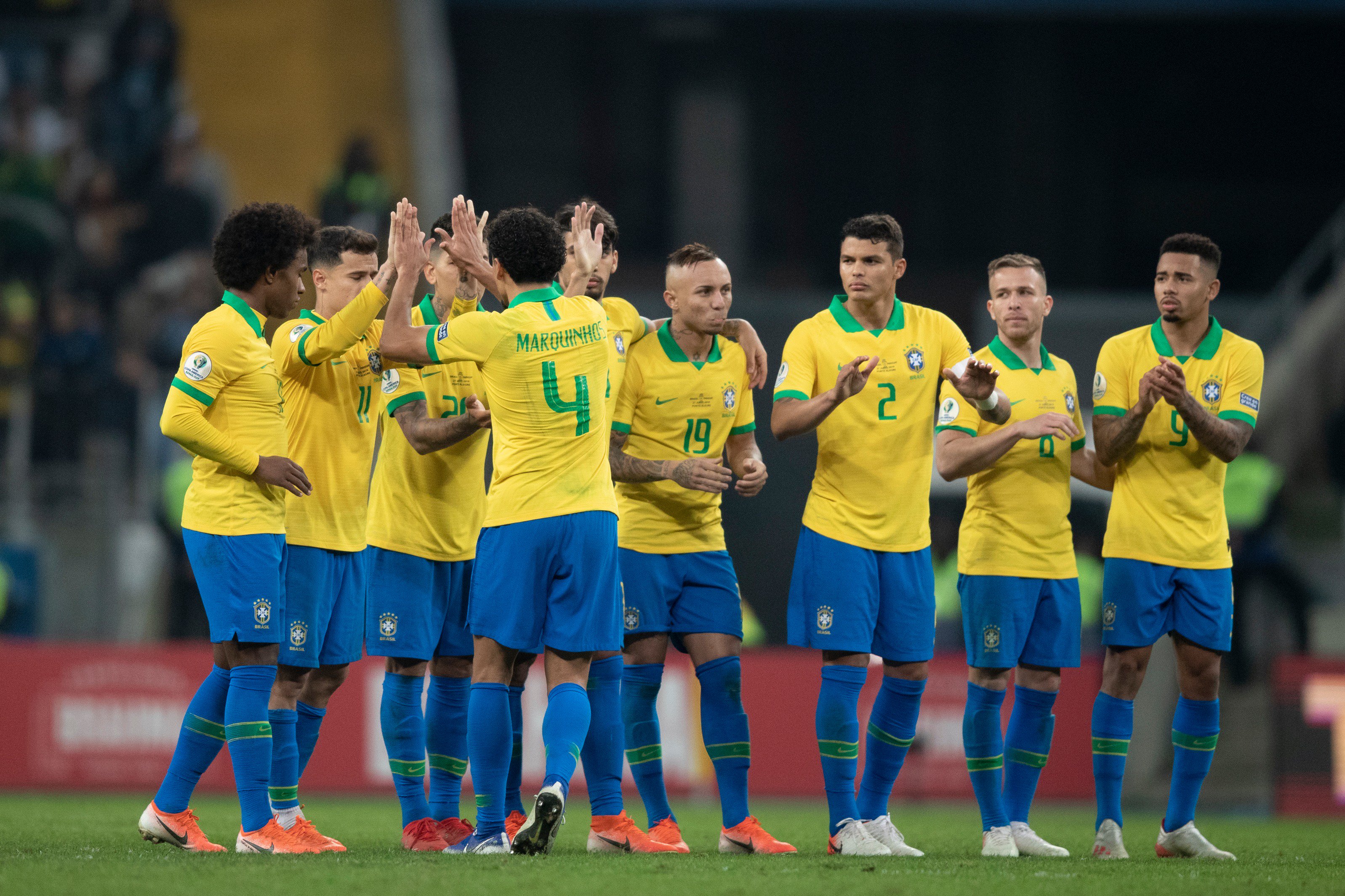 Para pemain Timnas Brasil di babak adu penalti lawan Paraguay. (Foto: Twitter/@CBF_Futebol)