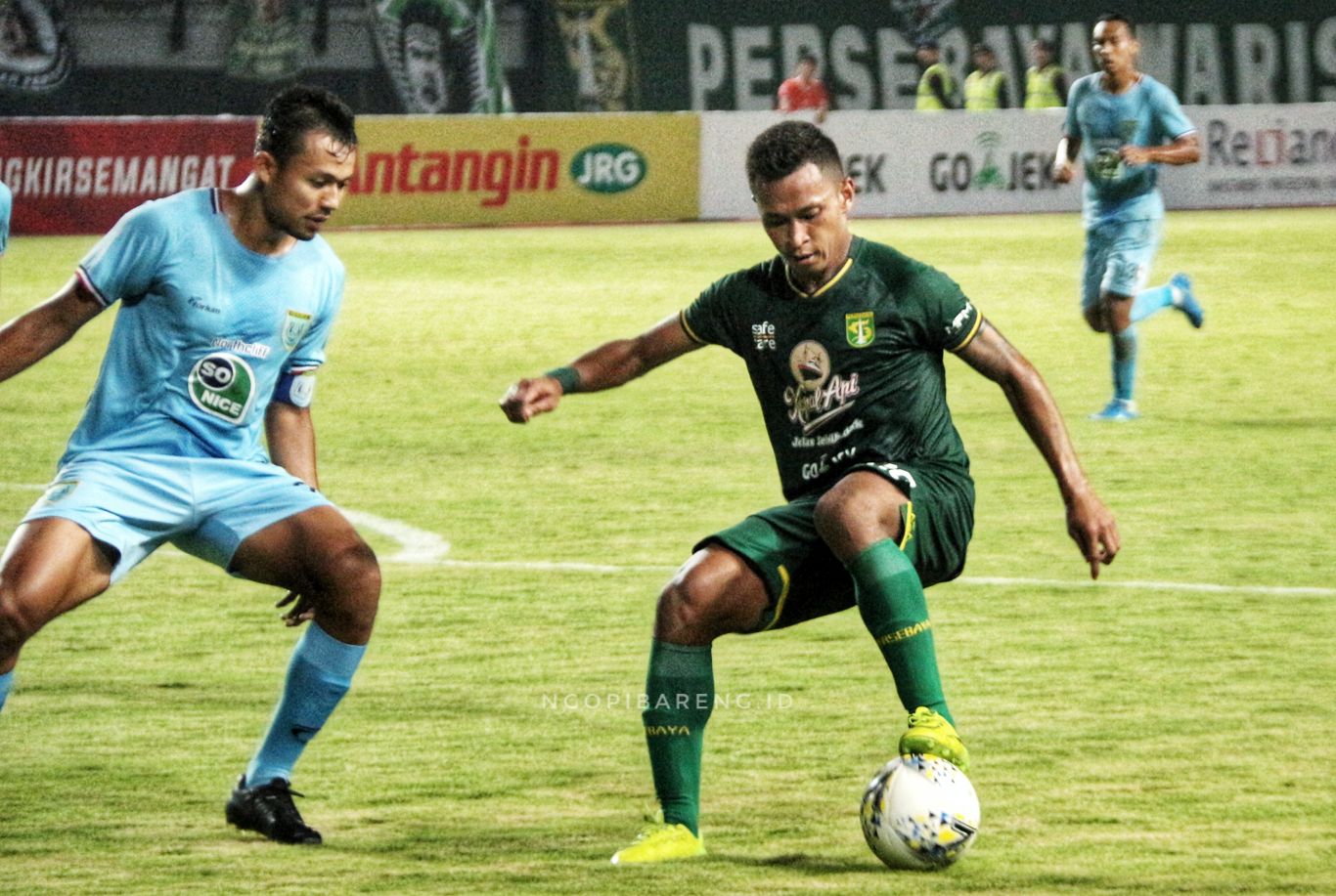 Persebaya vs Persela di laga uji coba beberapa waktu lalu. (foto: Haris/ngopibareng.id)