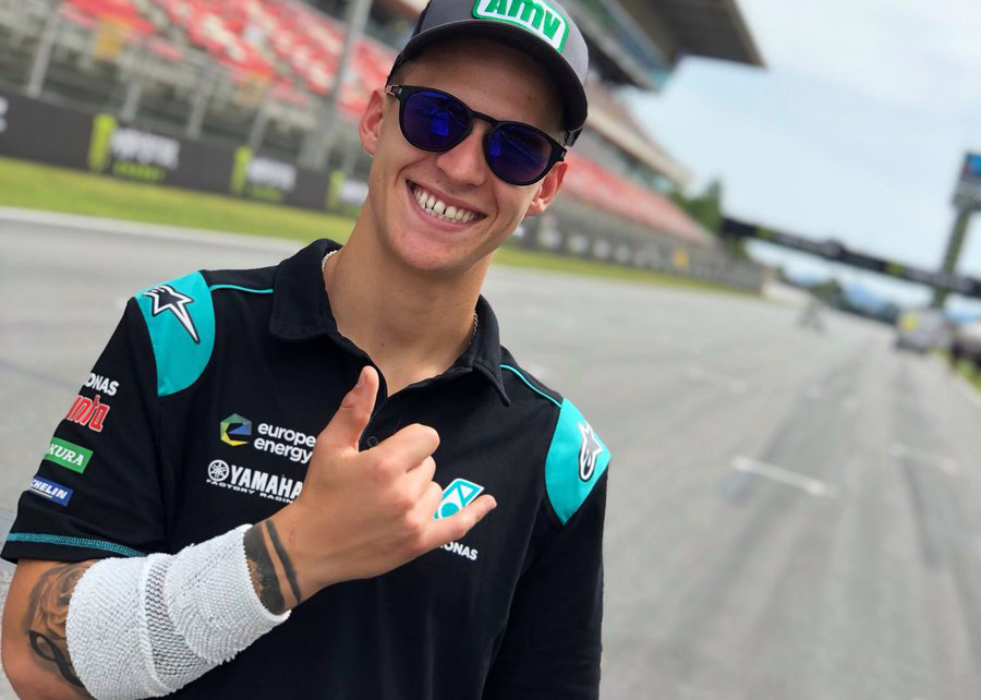 Fabio Quartararo akan menahan rasa sakit di lengan kanannya di MotoGP Jerman. (Foto: Twitter/@FabioQ20)