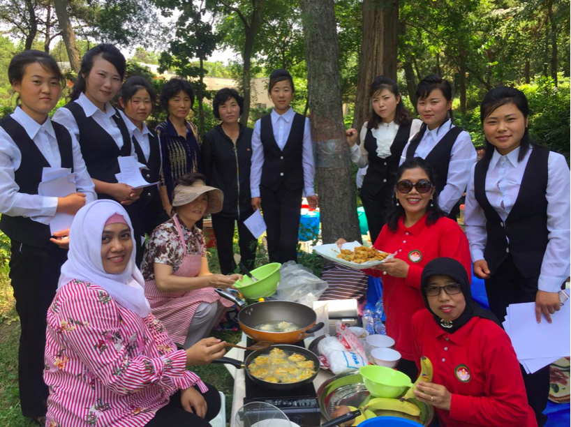 Promosi kuliner tersebut dilakukan melalui demo masak di Korea Utara. (Foto: kemenlu for ngopibareng.id)