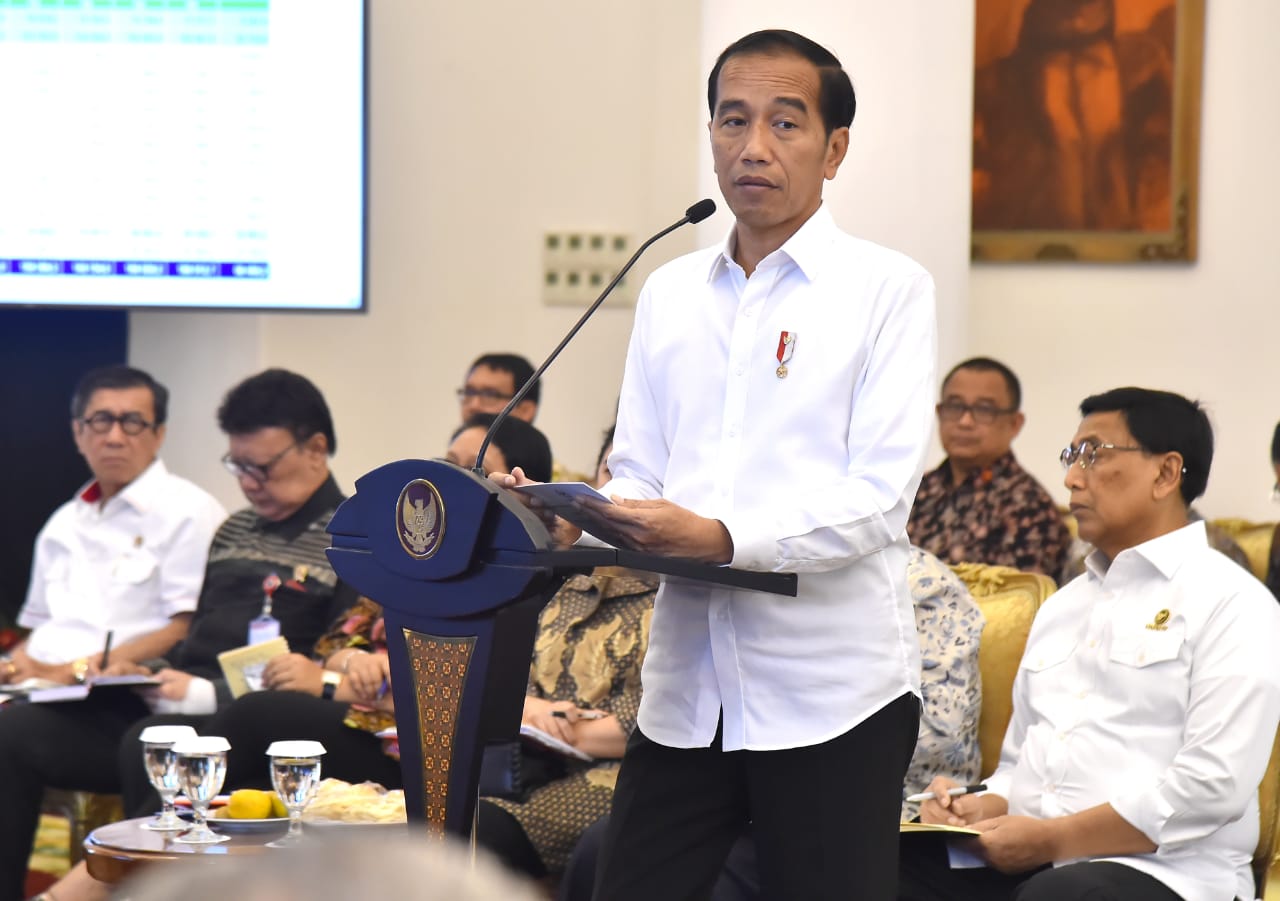 Presiden Jokowi saat memimpin sidang kabinet, di Istana Bogor, Senin, 6 Juli 2019. (Foto: Biro Pers Setpres)