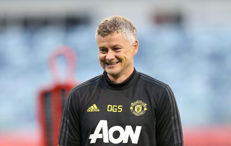 Ole Gunnar Solksjaer yakinkan fans MU bahwa klubnya sedang berusaha melabuhkan banyak pemain baru berkualitas. (Foto: Twitter/@ManUtd)