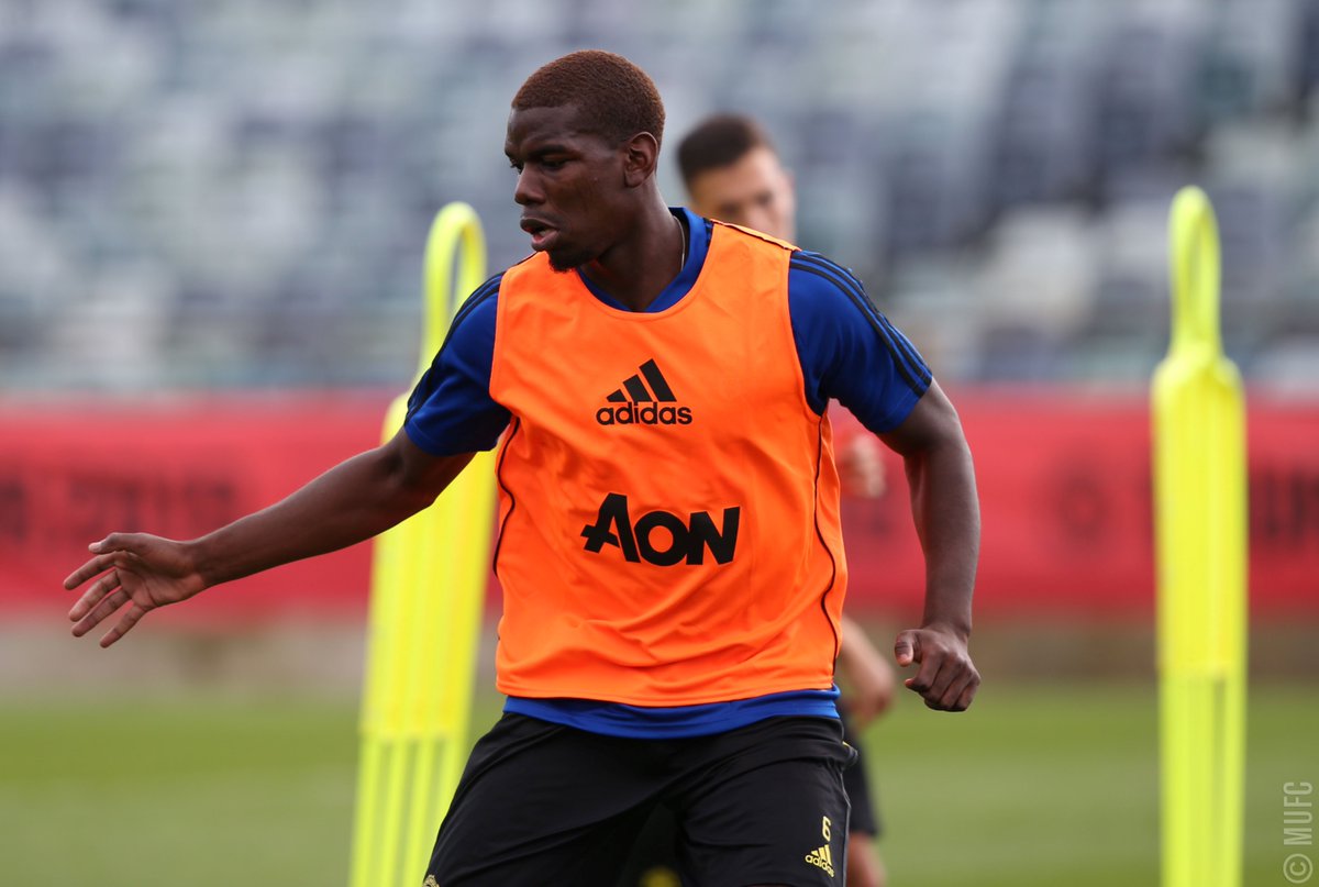 Paul Pogba saat menjalani latihan pramusim di Australia bersama MU. (Foto: Twitter/@ManUtd) 